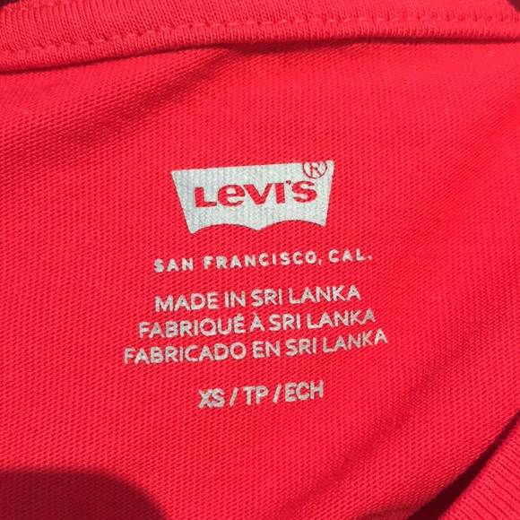 Levi’s Red T-Shirt XSmall - Picture 3 of 5